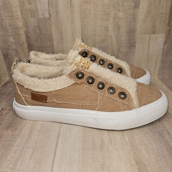Blowfish Womans Size 7 Malibu Slip On Faux Suede & Fur Sneakers Shoes - Picture 2 of 8